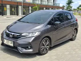 Honda Jazz RS at 2019 KM 72 rb abu abu