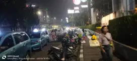 Disewakan lapak kuliner pinggir jalan samping rel apartemen kalibata