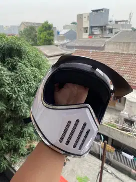 Helm Cakil Neils
