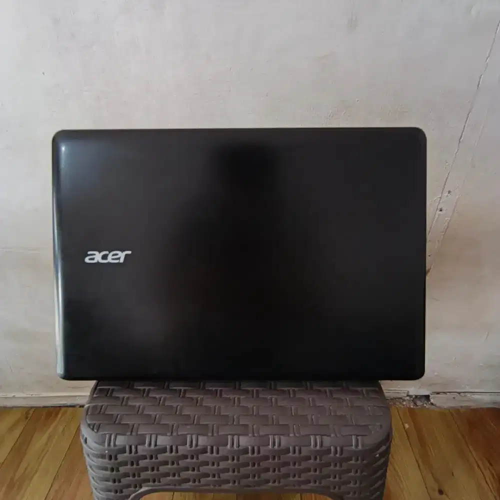 JUAL LAPTOP ACER ONE L1410 INTEL CELERON N3060 RAM2GB HDD500GB