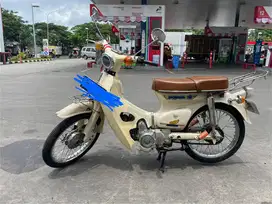 Honda C70 warna krem
