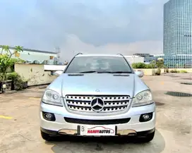 Mercedes Benz ML350 Tahun 2009 Automatic Abu abu Metalik