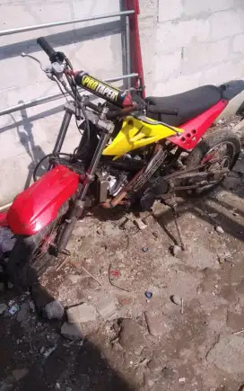 Trail CS ONE 125cc lokasi central No3cilebut raya