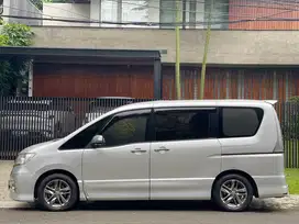 Nissan Serena 2014 Bensin