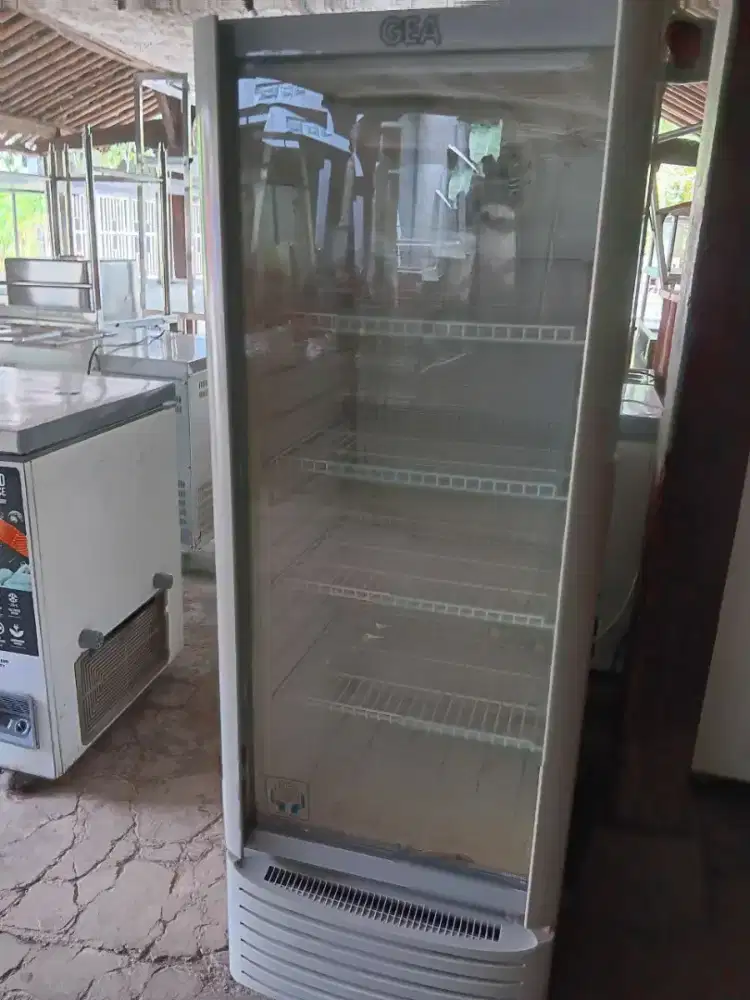 Showcase 1 Pintu GEA
Kapasitas 222 Liter
Harga Toko rp.2.500.000