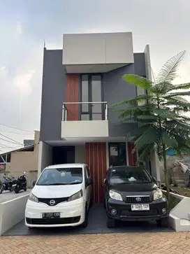 TOWNHOUSE CANTIK 2 LT ZEIN MANSION CIMANGGIS-DEPOK