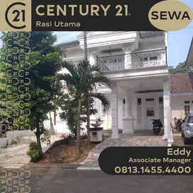 DISEWAKAN RUMAH 2 LANTAI DI LEGENDA WISATA CIBUBUR