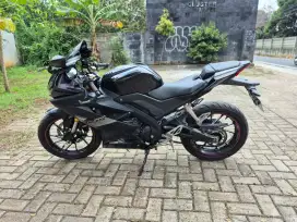 Dijual R15 V3 tahun 2019 pajak hidup mesin bagus