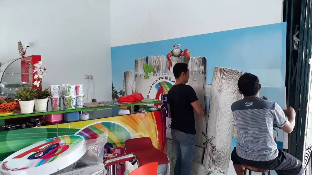 Wallpaper wallstiker wallbaner murah custom tulisan logo branding toko
