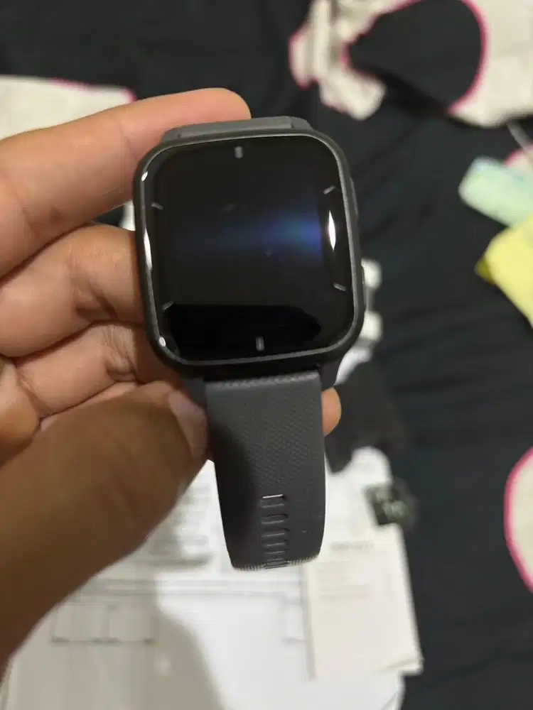 Smartwatch/sportwatch garmin venu sq 2 like new