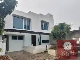Dijual Rumah Murah Artistik Cantik Bukit Golf Cibubur