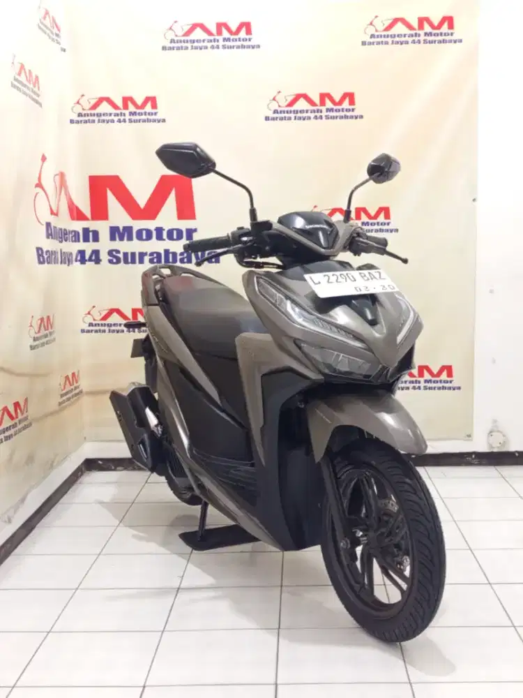 Honda Vario 150 Keyles Tahun 2020 coklat doff