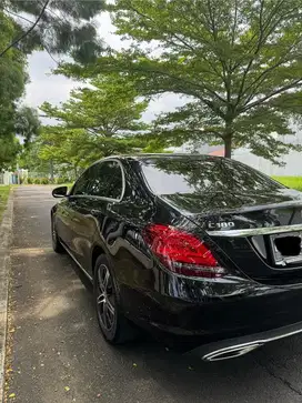 For sales Mercedez Benz C180 W205
