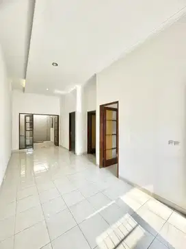 SEWA RUMAH SIAP HUNI DI TAMAN KOPO INDAH 3 BLOK E