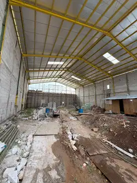 Disewakan Gudang di Cipondoh Tangerang Lt. 800m2