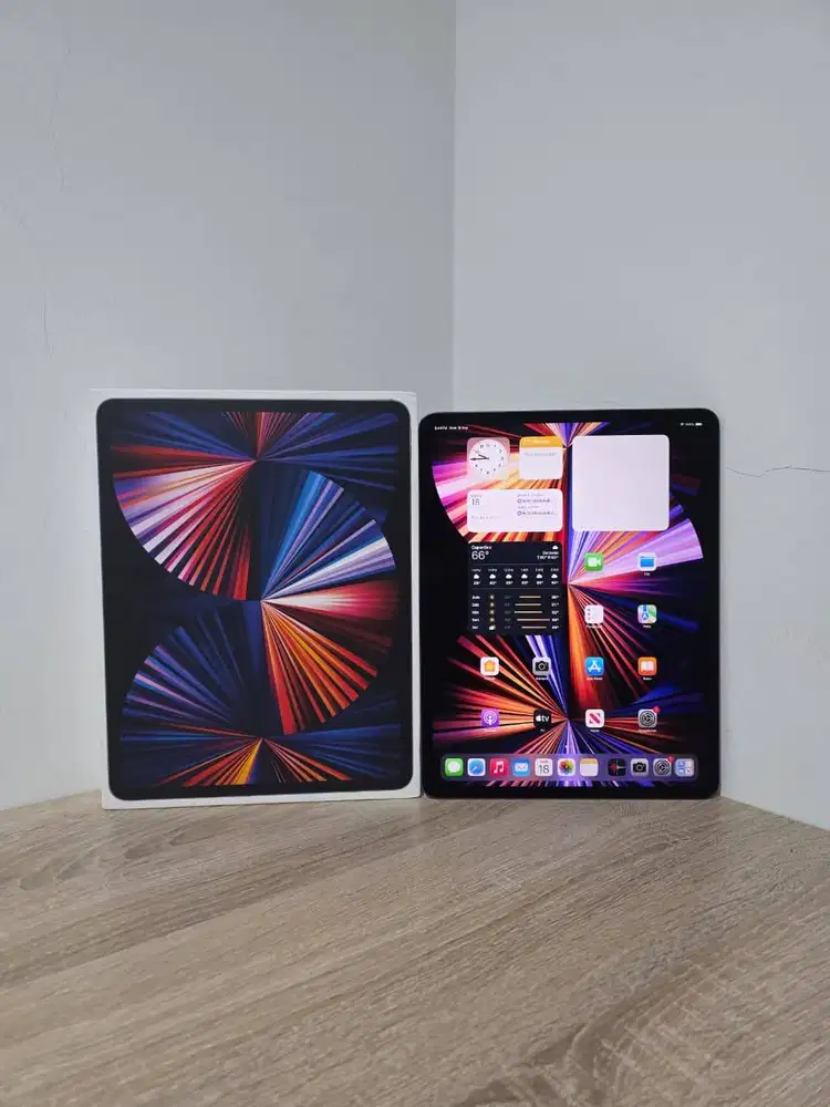 Apple iPad Pro M1 12.9 5th Gen 2021 256GB 256 GB Wifi Only Fullset