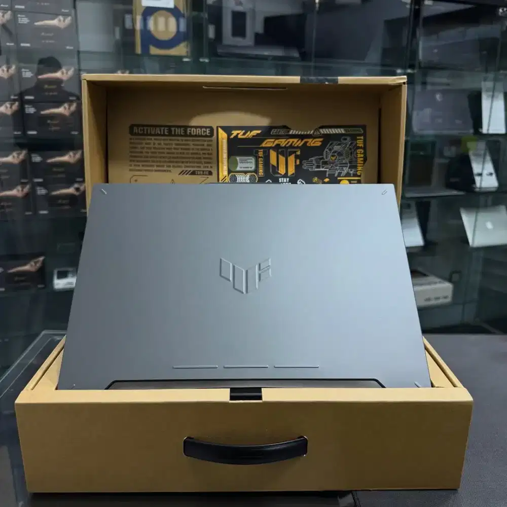 Asus tuf Gaming A15 FX507NVR Ryzen  7- 7435HS RTX4060 8GB pakaian 3bln
