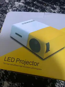 PROYEKTOR MURAH GET ANYCAST (DIJUAL CEPAT)!!