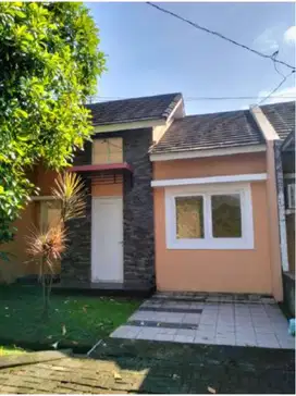 Dijual Rumah Makassar Sekitar Jalan Metro Tanjung Bunga