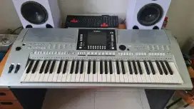 YAMAHA PSR S910