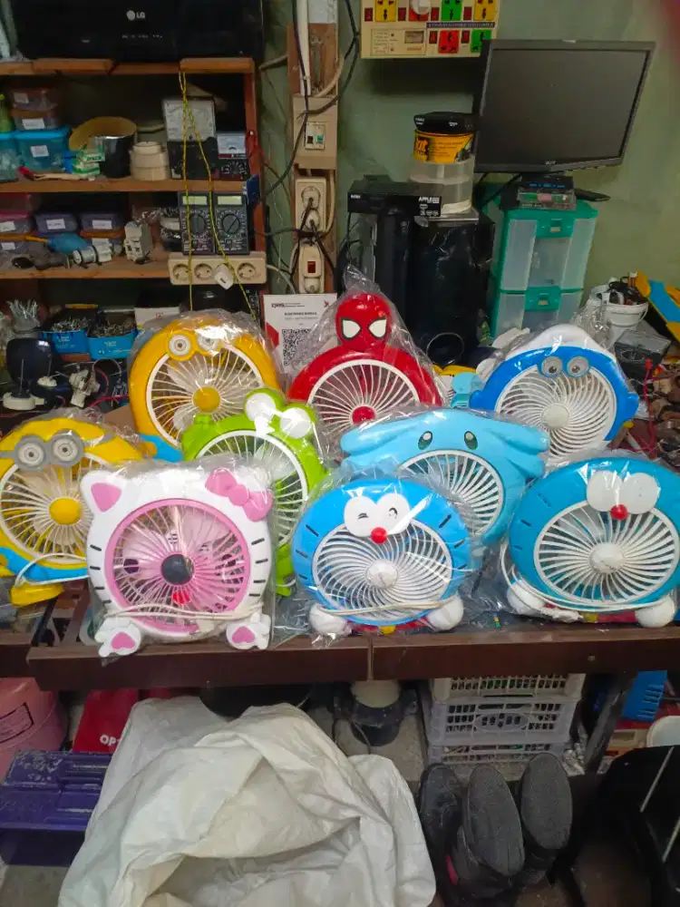 Di jual kipas angin doraemon barang normal semua
