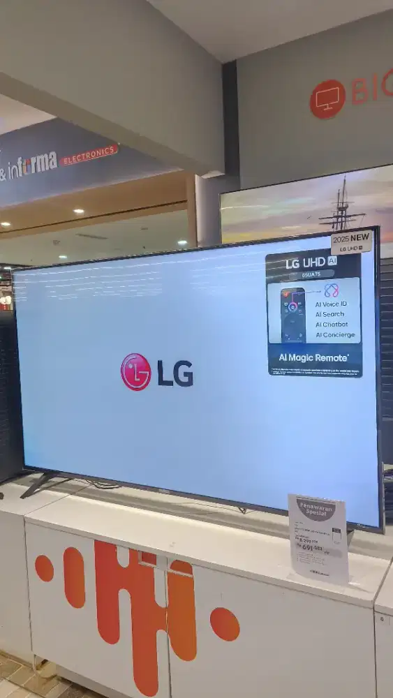 LG LED SMART TV 65 INC