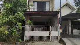 Dijual rmh pondok Tjandra 2 lantai dekat MERR