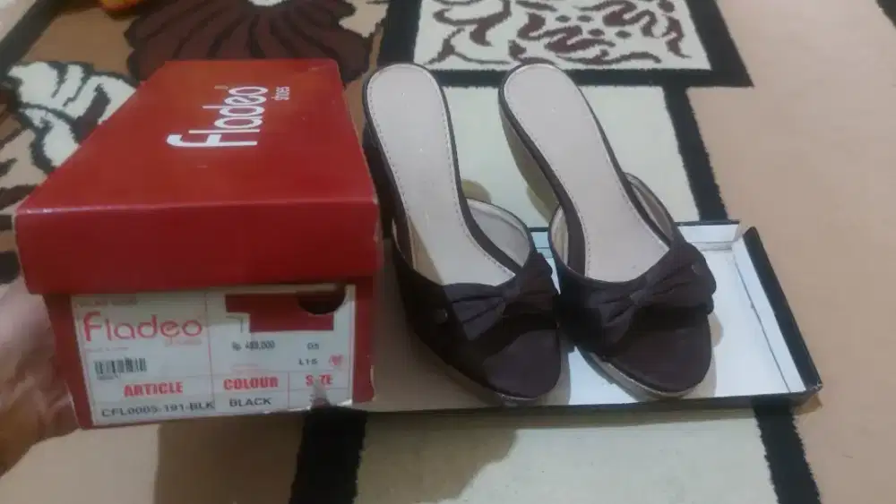 Sandal Slop Tinggi