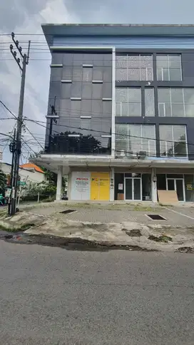 Dijual Dua Unit Ruko Nol Jalan Raya di Kanwa Darmo - Surabaya