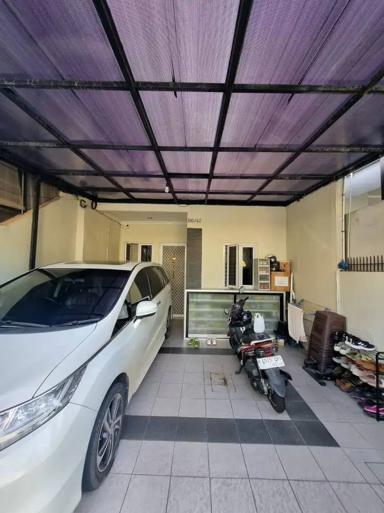 RUMAH MINIMALIS 1.5 Lantai, 3 KT SIAP HUNI BEBAS BANJIR HADAP TIMUR