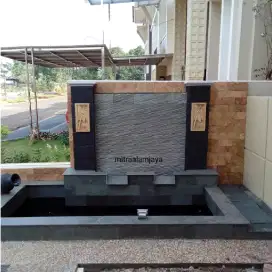 Konsol/sikuan beton, kolam minimalis, pagoda/air mancur