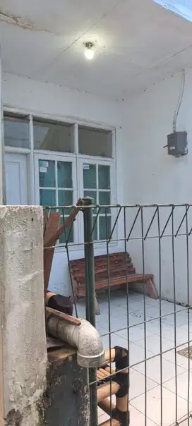 DIJUAL RUMAH KOST SIAP HUNI – DEKAT KAMPUS UNPAR CIUMBULEUIT BANDUNG