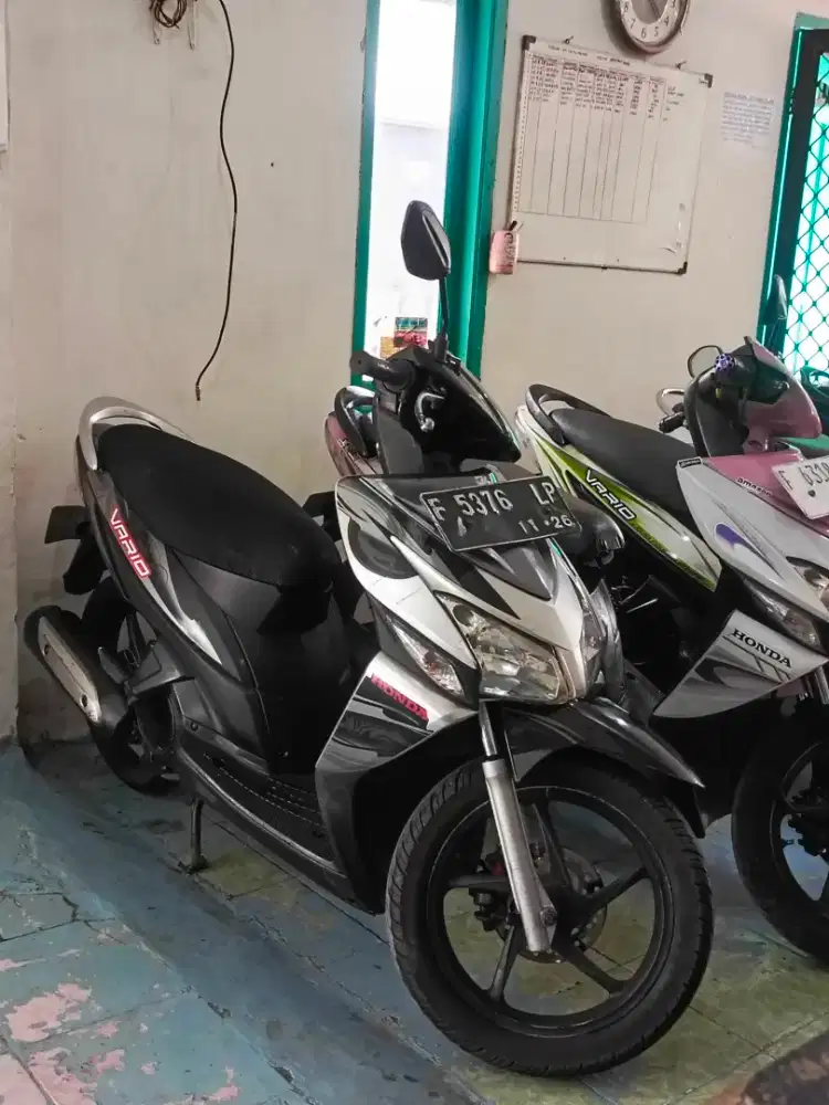 Vario 110 karbu komplit nego di lokasi