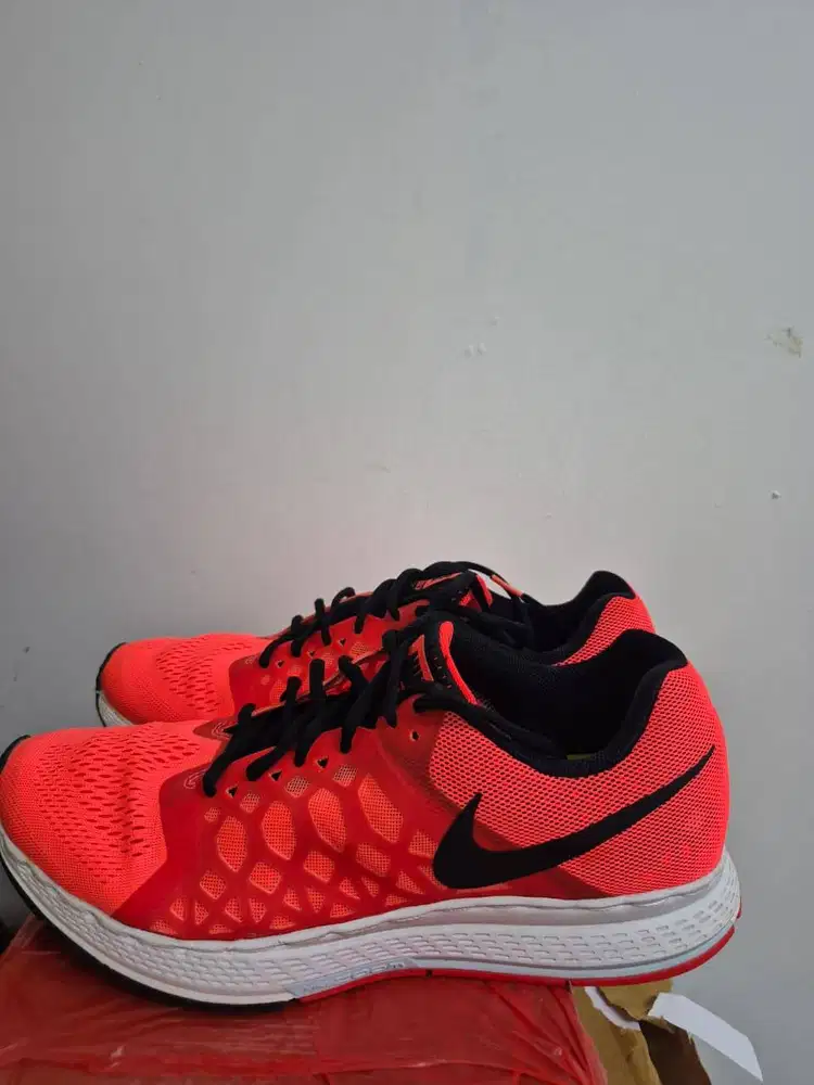 Nike Pegasus 31 orange olive