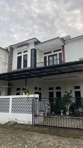 DIJUAL RUMAH LUX ESTETIC 3 LANTAI - FULL RENOV & SIAP HUNI Di Bojong Malaka Indah, Baleendah Bandung Jawa Barat