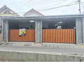 ( COCOK UNTUK KANTOR) RUMAH  DI JL LAMPER TENGAH SEMARANG SELATAN