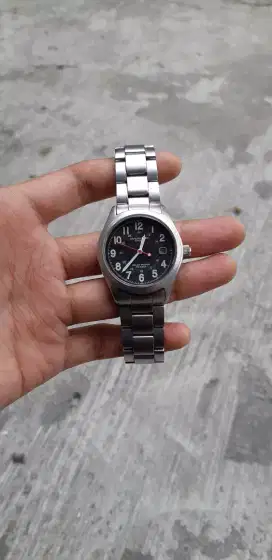 Jam tangan casio overland solar.