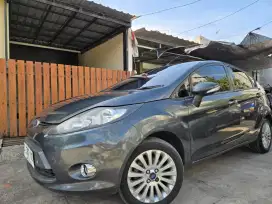 Ford Fiesta AT 2012
Kondisi mesin dan matic sangat bagus