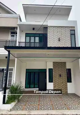 Rumah mewah siap huni jati makmur 2 lantai 4 kamar tidur bisa KPR akses GT Jatiwarna bekasi