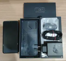 Asus rog 8 12/256 GB