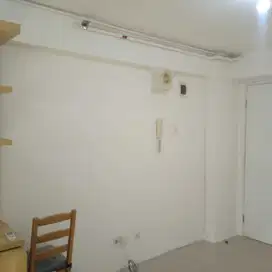 Sewa HOT Studio UN Furnished + Kitchen Set Unit Atas Mall Bassura City