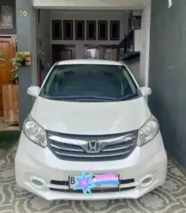 Honda Freed PSD AT 2013 Gress