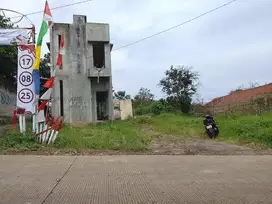 DIJUAL RUMAH ASIK BANGET