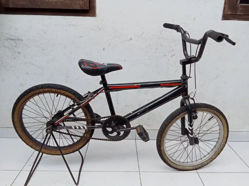 Sepeda bmx uk 20