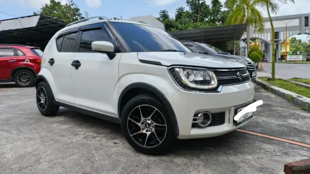 Ignis GX 1.2 MT Putih Istimewa