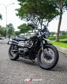 (Full Paper) Triumph Street Scrambler 900 2021 Hijau KM 900an