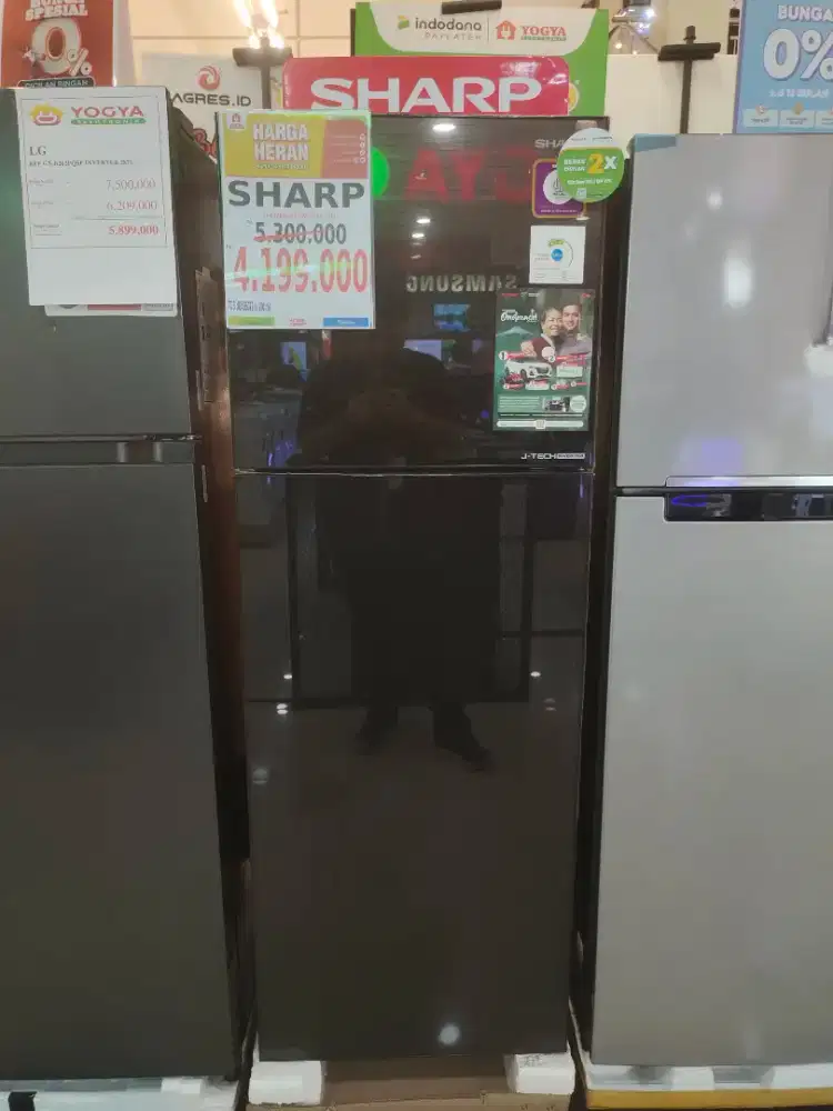 Kulkas sharp 2 pintu