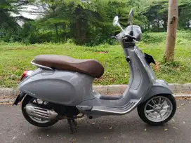 Vespa Primavera tahun 2021