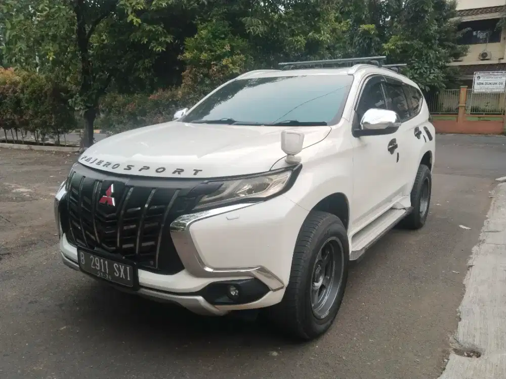 Mitsubishi Pajero Sport Dakar Metik 2016