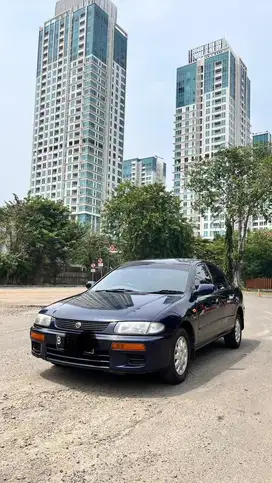 Mazda lantis cbu 1.8 manual tahun 1995 antik jual cepat jual bu
